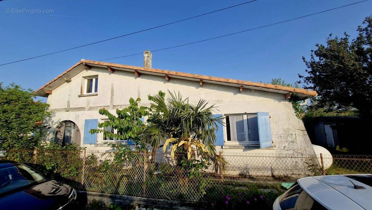 Maison à MESCHERS-SUR-GIRONDE
