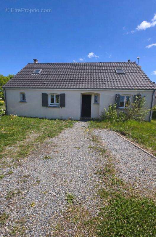Maison à NARCY
