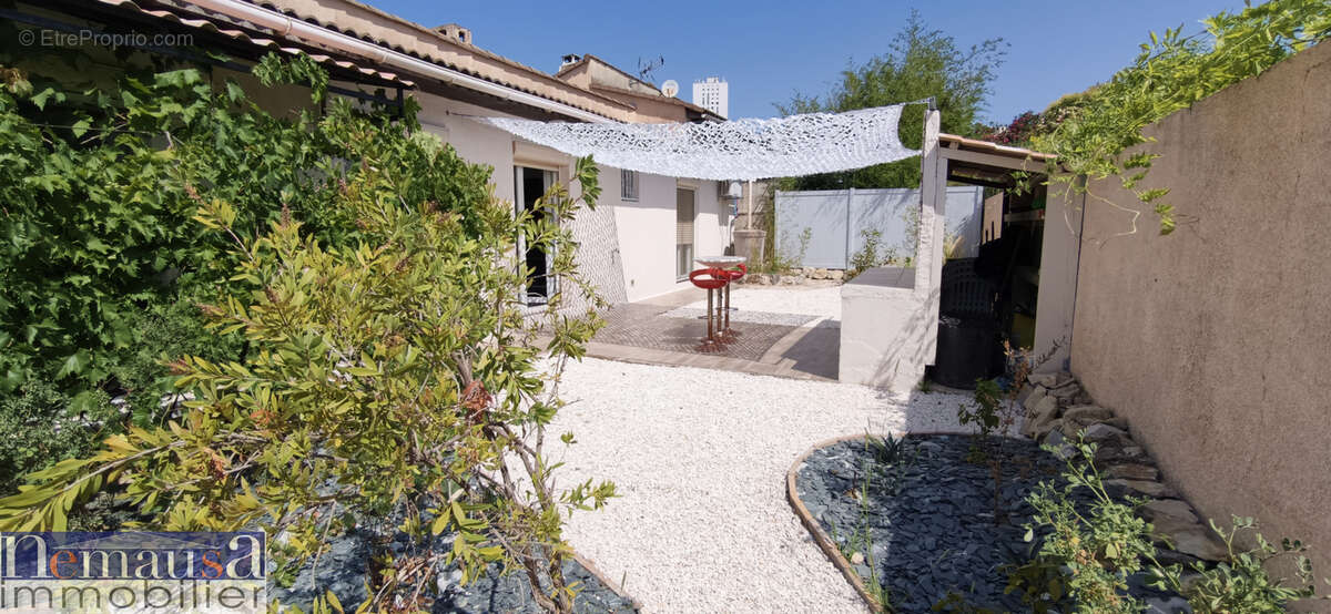 Maison à NIMES