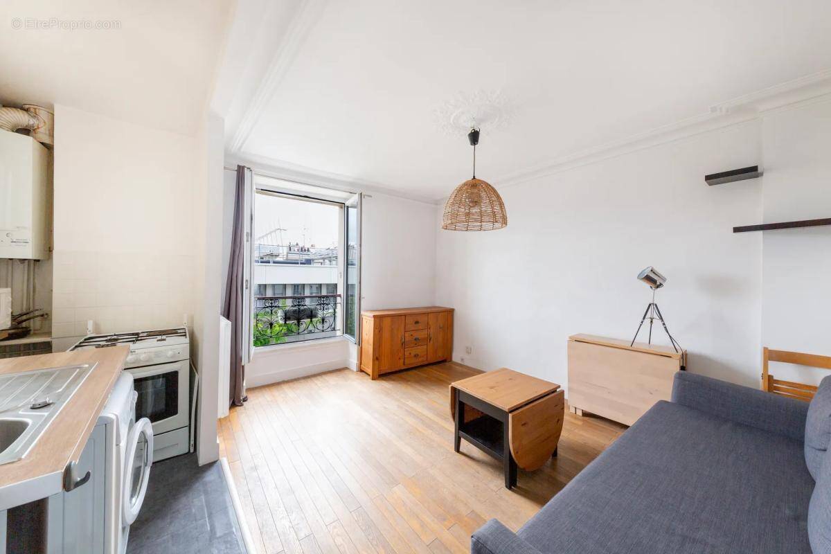 Appartement à PARIS-11E
