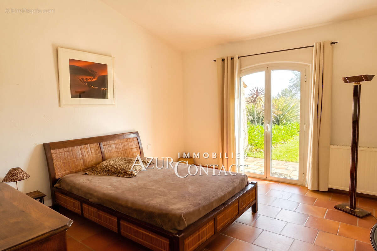 Maison 195 m² à Grasse  - photo 9