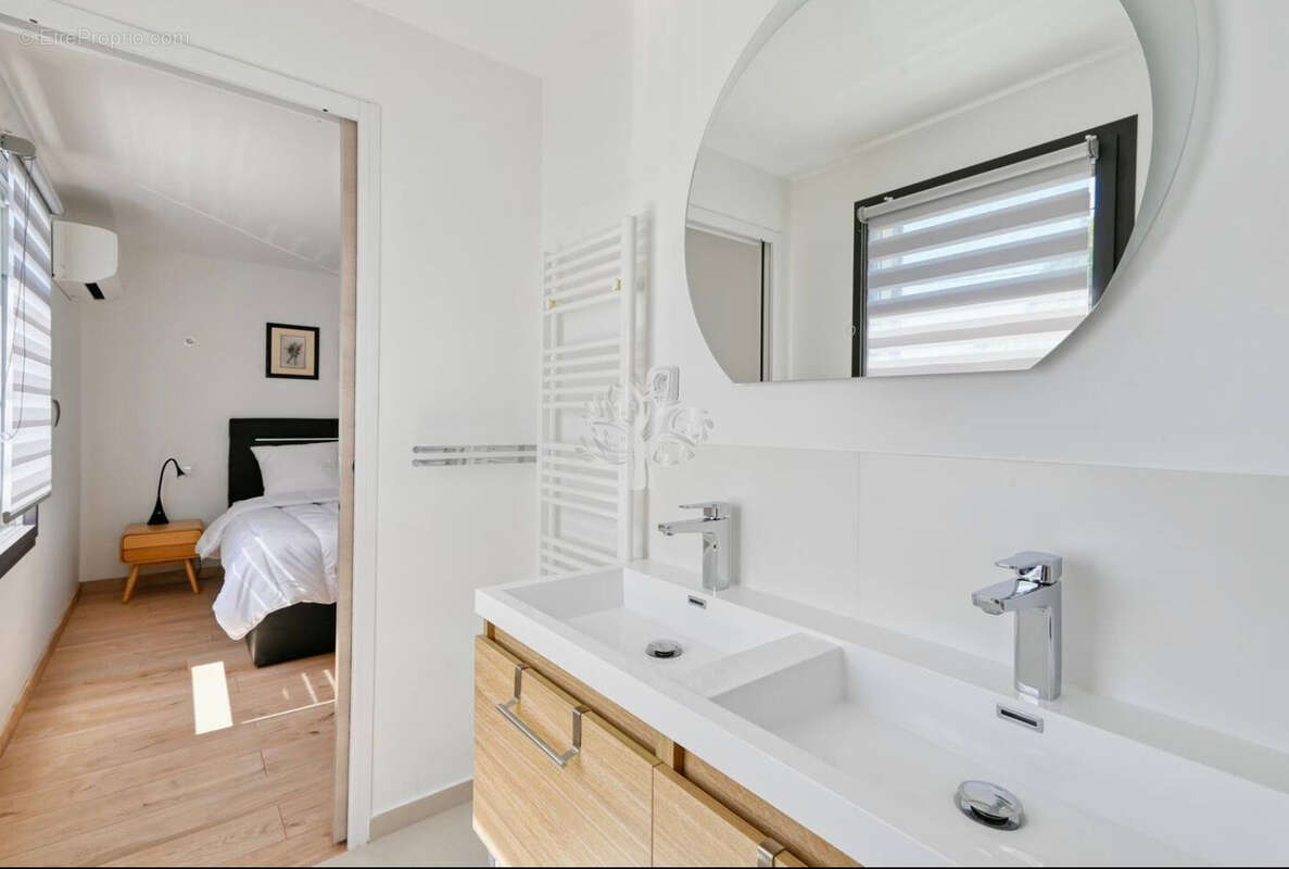Appartement à SANARY-SUR-MER