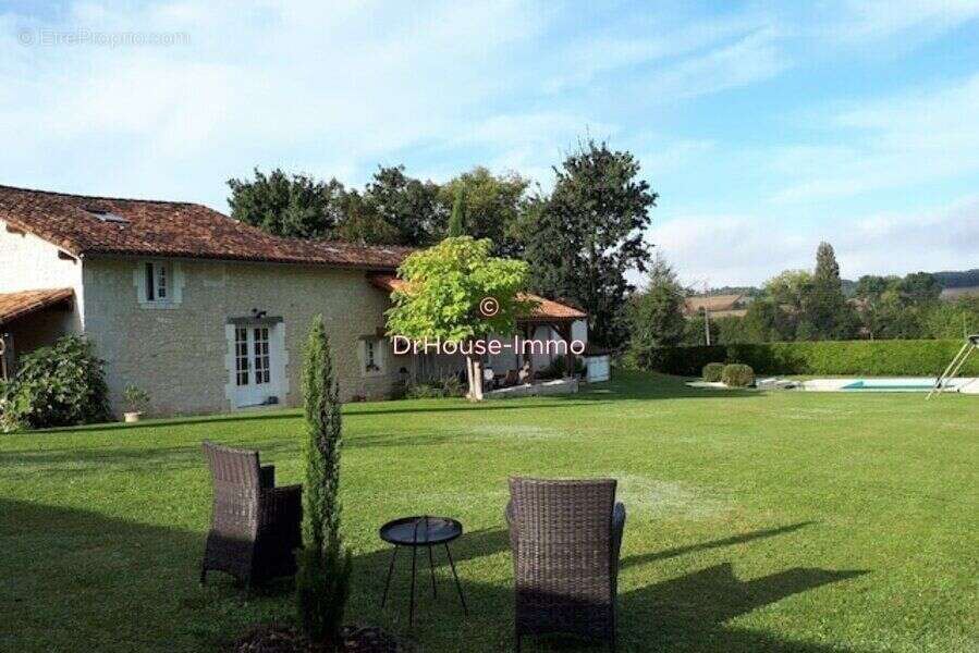 Maison à VERTEILLAC