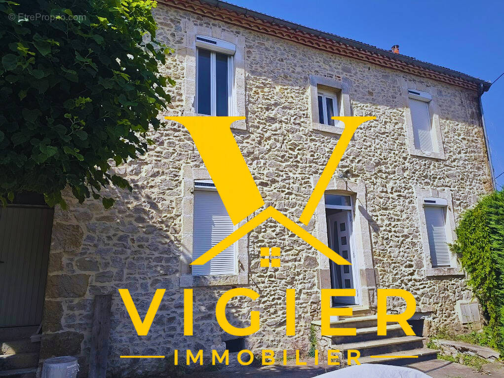 Maison à CAPDENAC-GARE