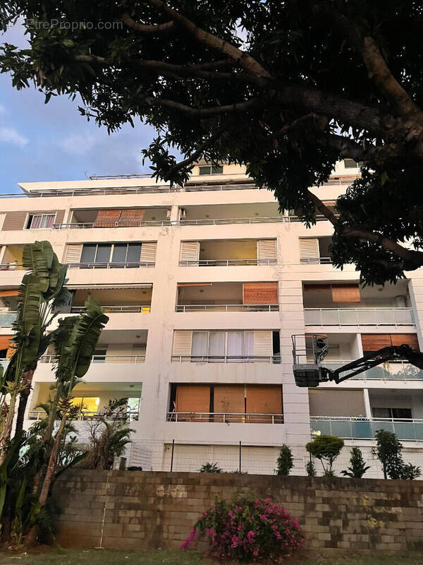 Appartement à SAINT-DENIS