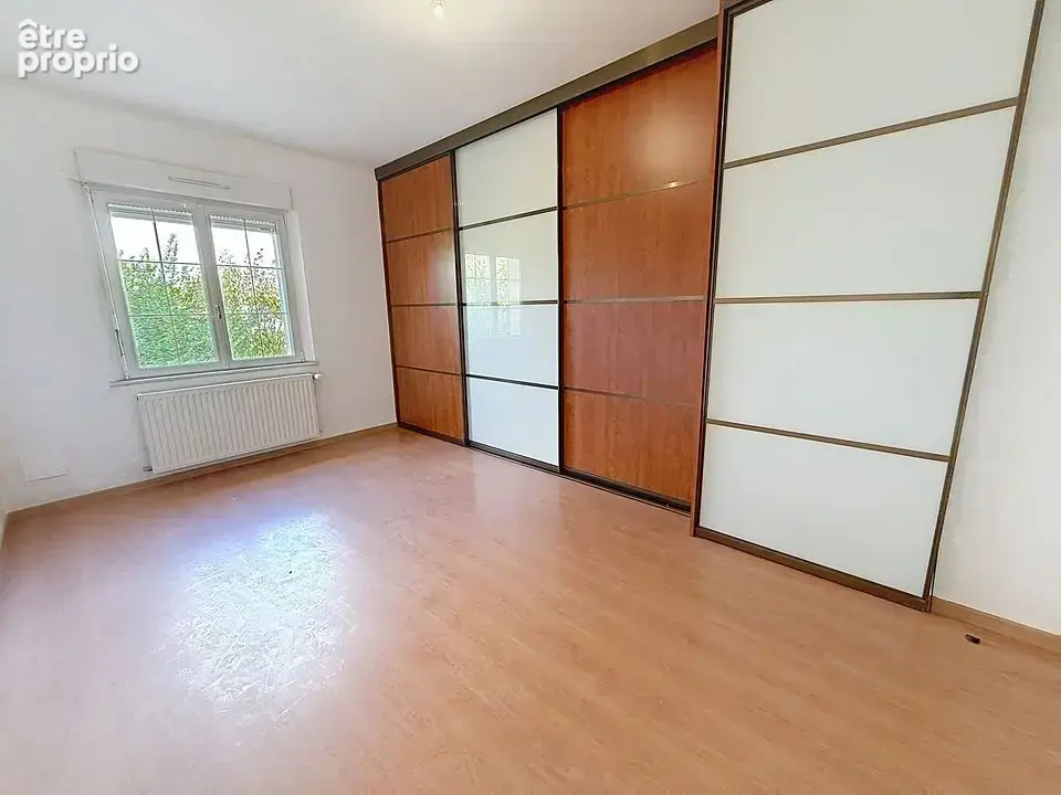 Thionville Guentrange/Quartier résidentiel - Maison individuelle de 148 27 m2 + sous-sol aménagé - 9,43 ares - photo 8
