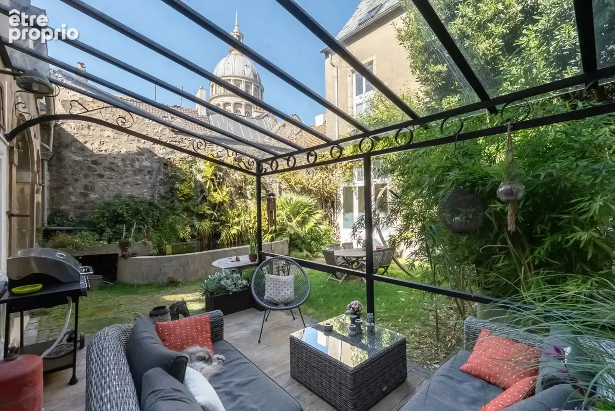 Exclusivité - une adresse d’exception au cœur de la ville fortifiée - photo 1