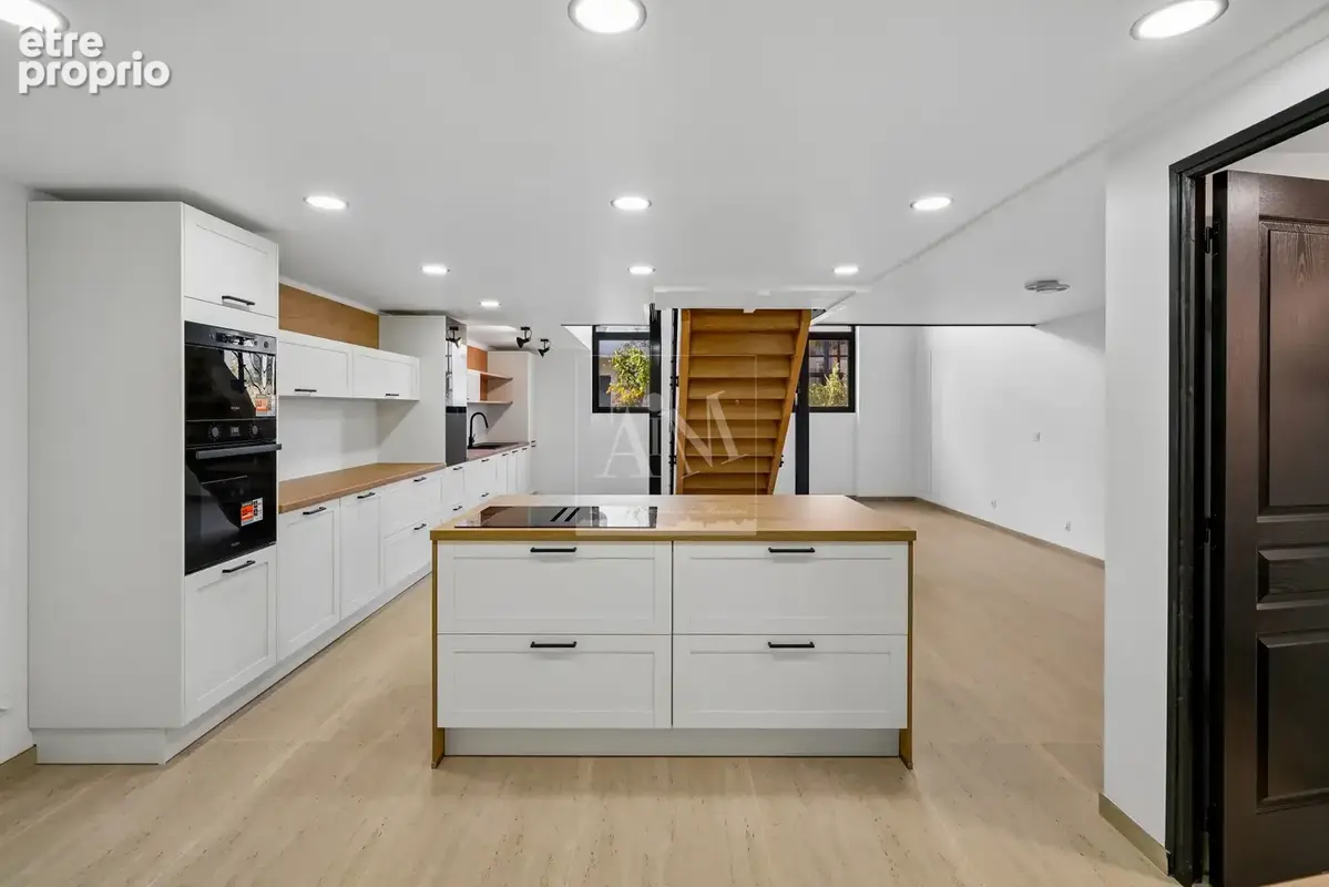 Maison de ville esprit LOFT - Roof Top - Terrasse - Parkings - photo 4