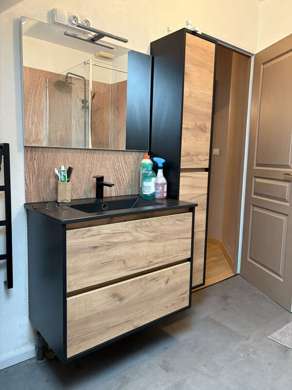 Maison à LA HAIE-TRAVERSAINE