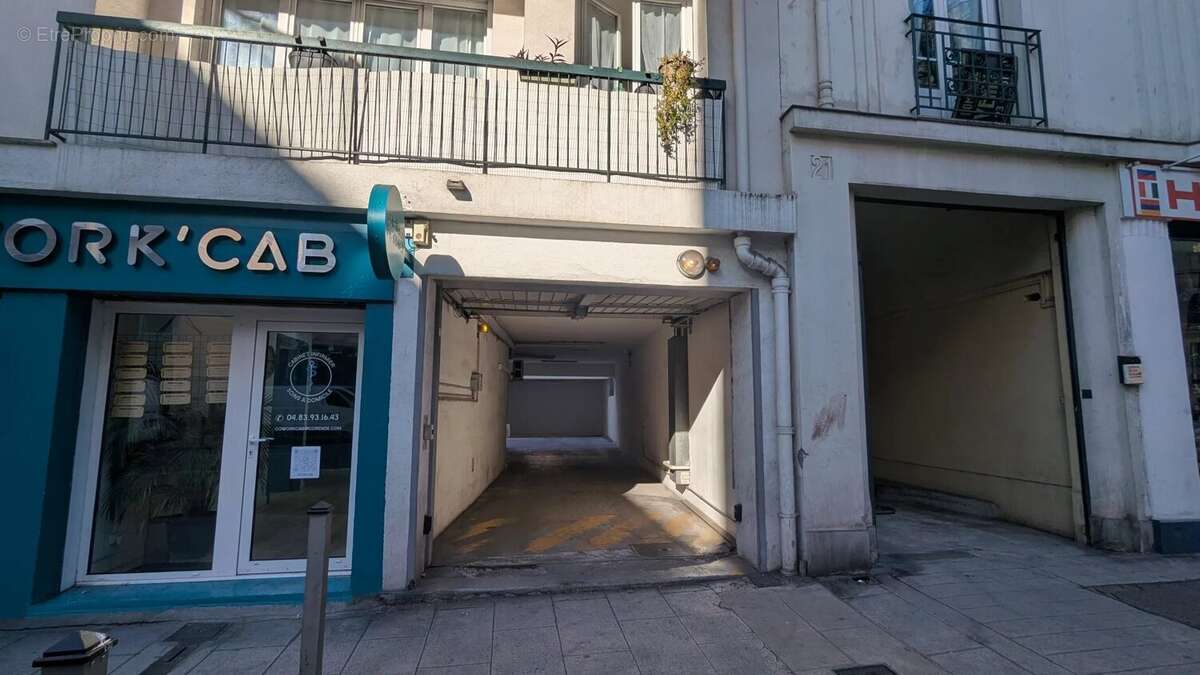 Parking à NICE