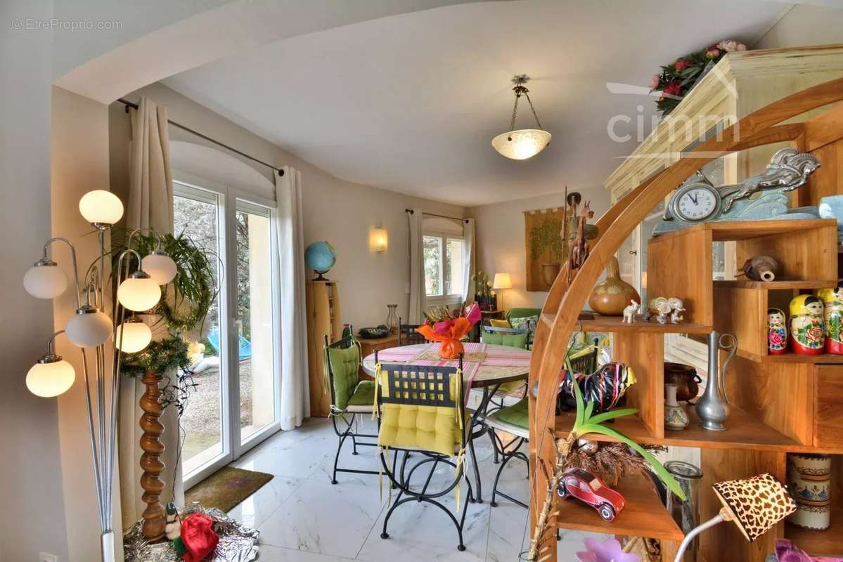 Maison à LAROQUE-DES-ALBERES