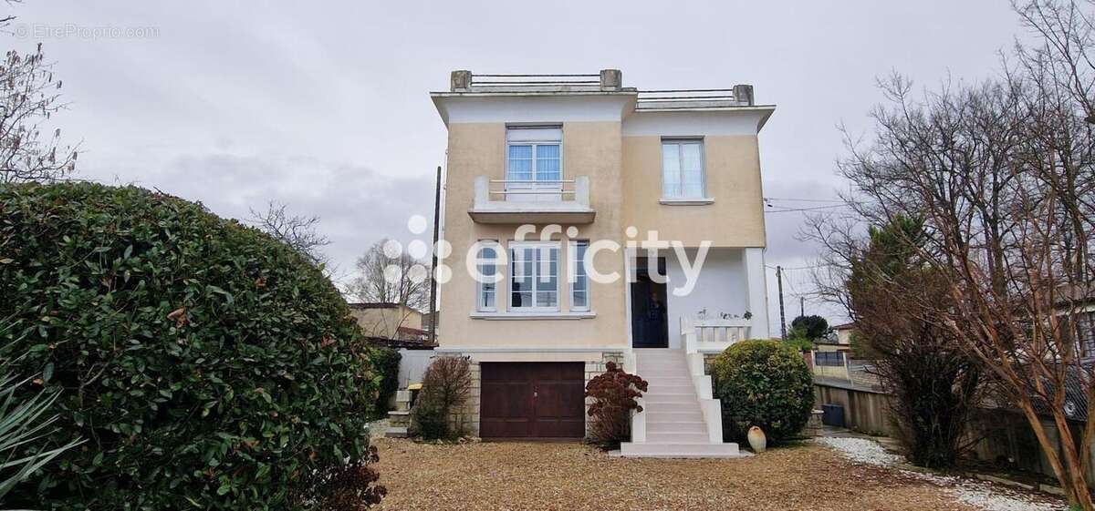 Maison à SAINT-MICHEL