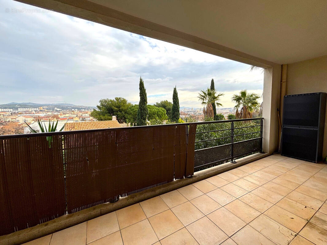 Appartement à MARSEILLE-15E