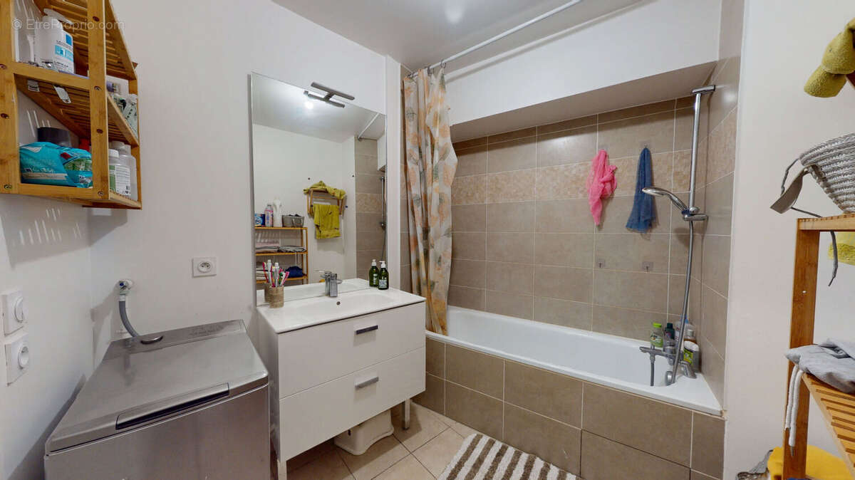 Appartement à ROSNY-SOUS-BOIS