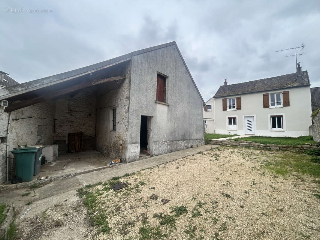 Maison à BAULNE