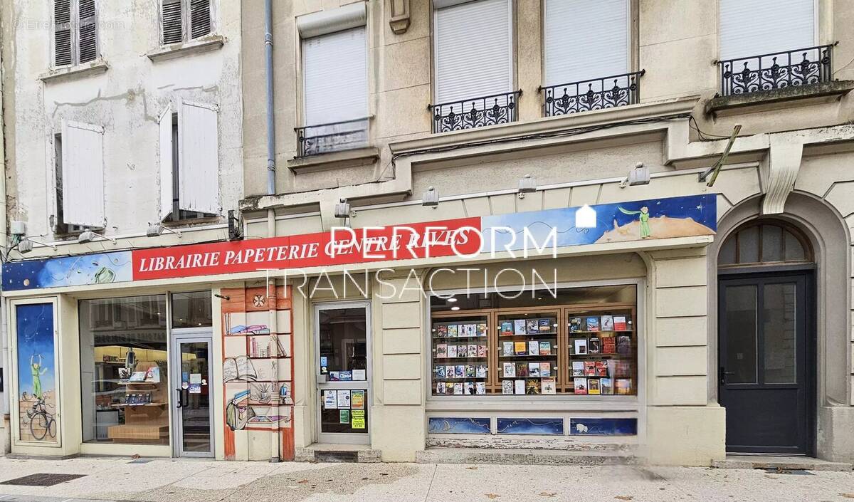 Commerce à RIVES