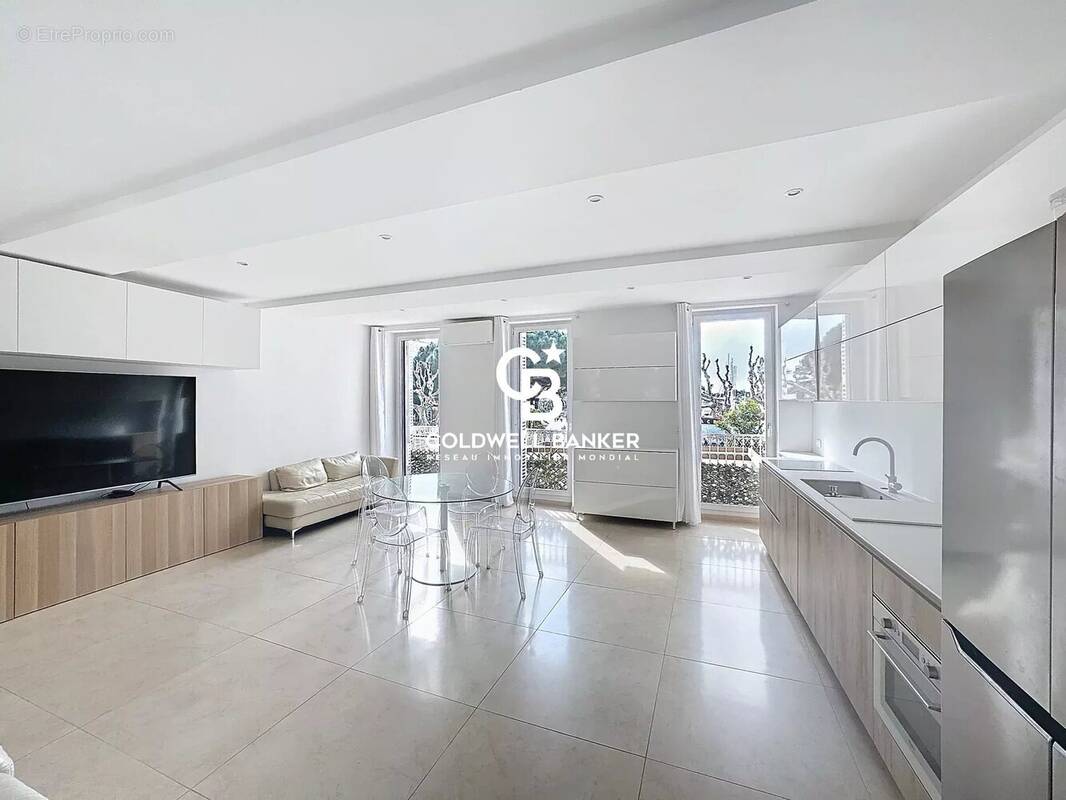 Appartement à SAINT-RAPHAEL