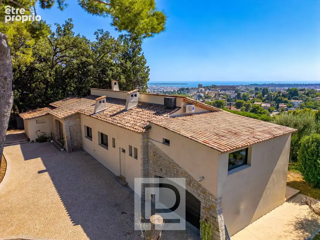 Villa entièrement rénovée avec vue mer panoramique - photo 16