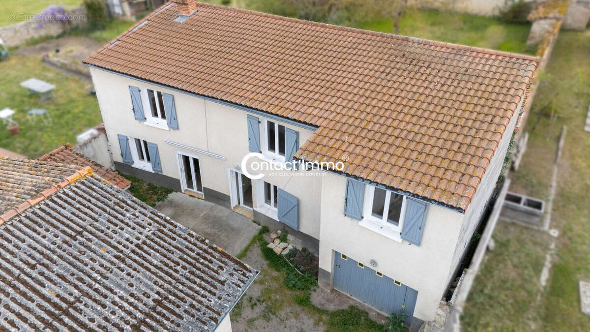 Maison à LEZOUX