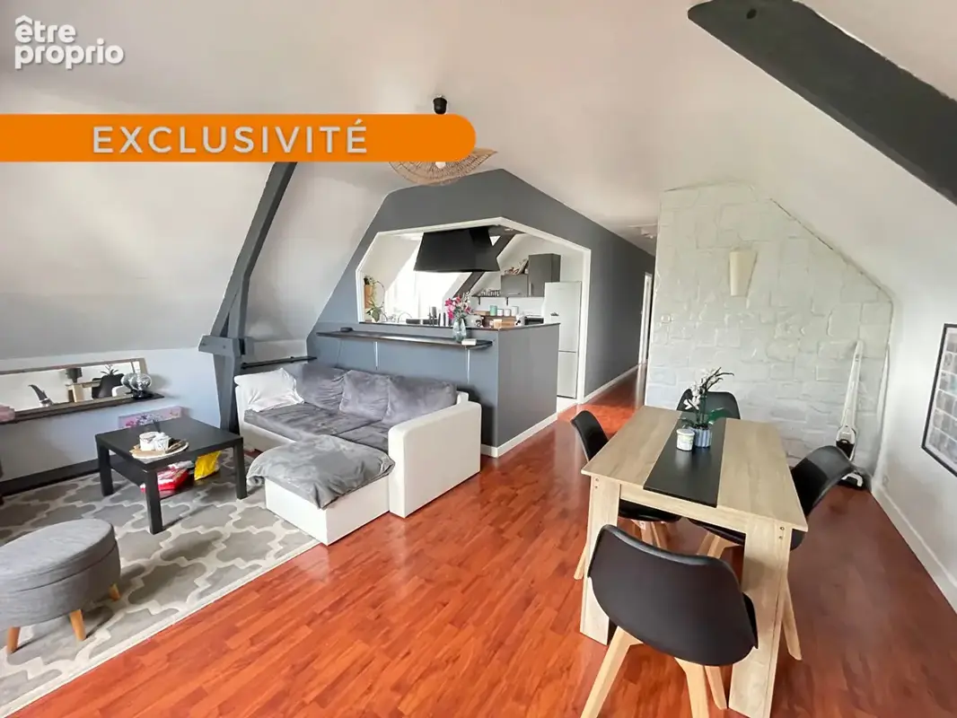 Appartement à LA MEZIERE