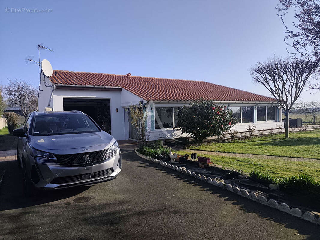 Maison à SABLONCEAUX