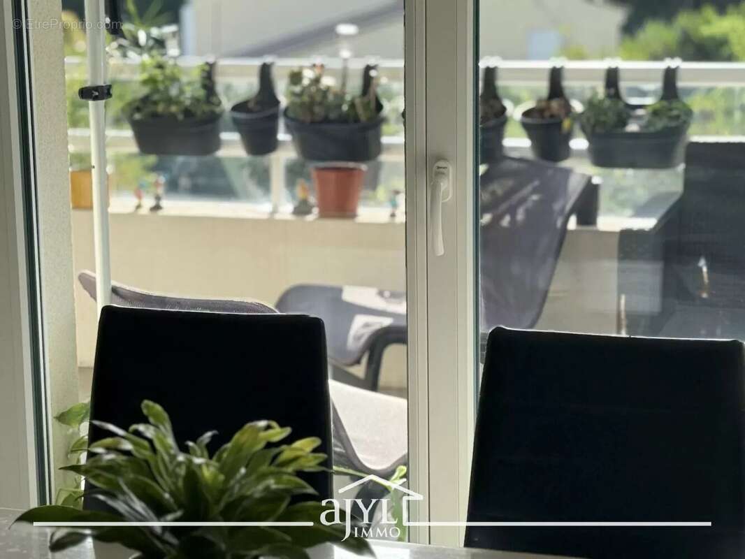 Appartement à MARSEILLE-12E