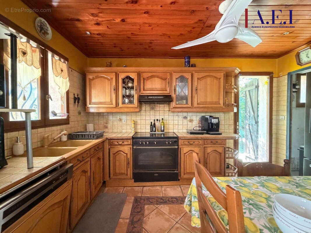 Maison à SIX-FOURS-LES-PLAGES