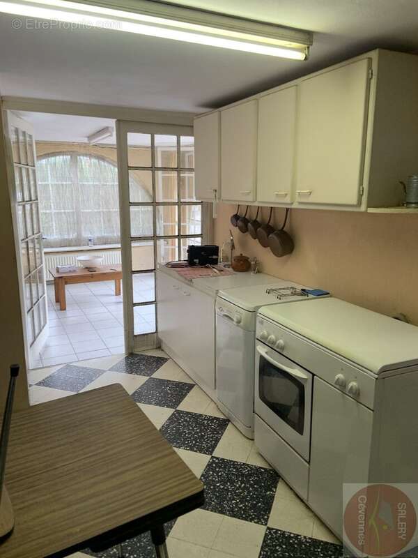 Maison de caractère avec jardin et garage - photo 14