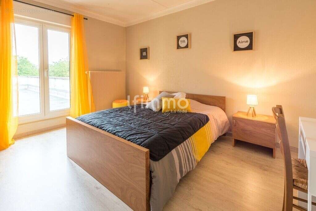 Immeuble mixte 400m² + dépendances sur 20 ares - photo 10