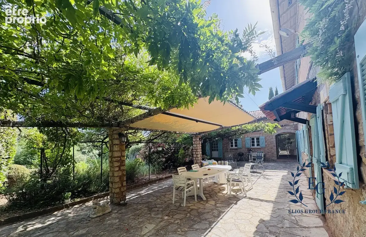 Maison 8 pièces 190 m² à vendre à Entrecasteaux (83570) - photo 3