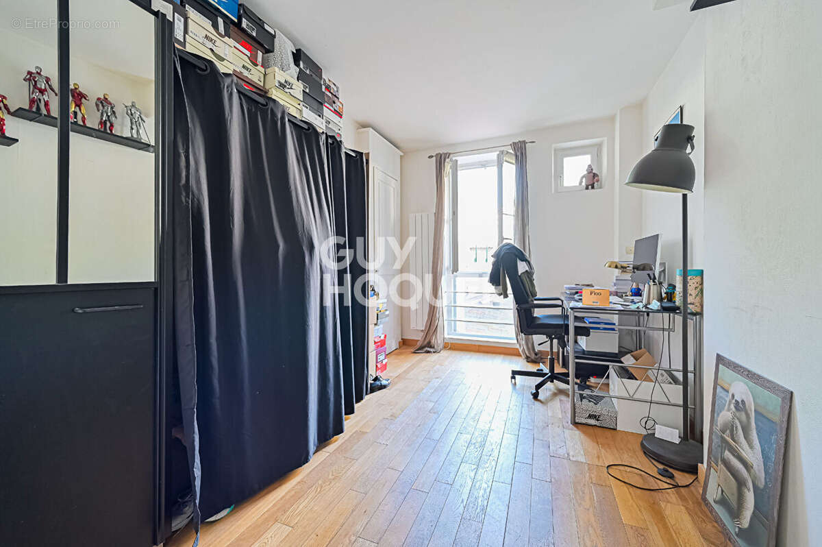 Appartement à PARIS-12E