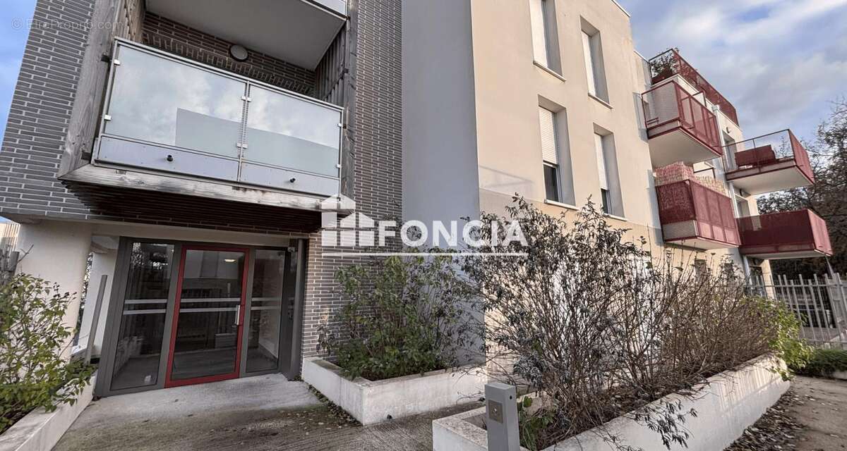 Appartement à SAINT-JEAN-DE-BRAYE