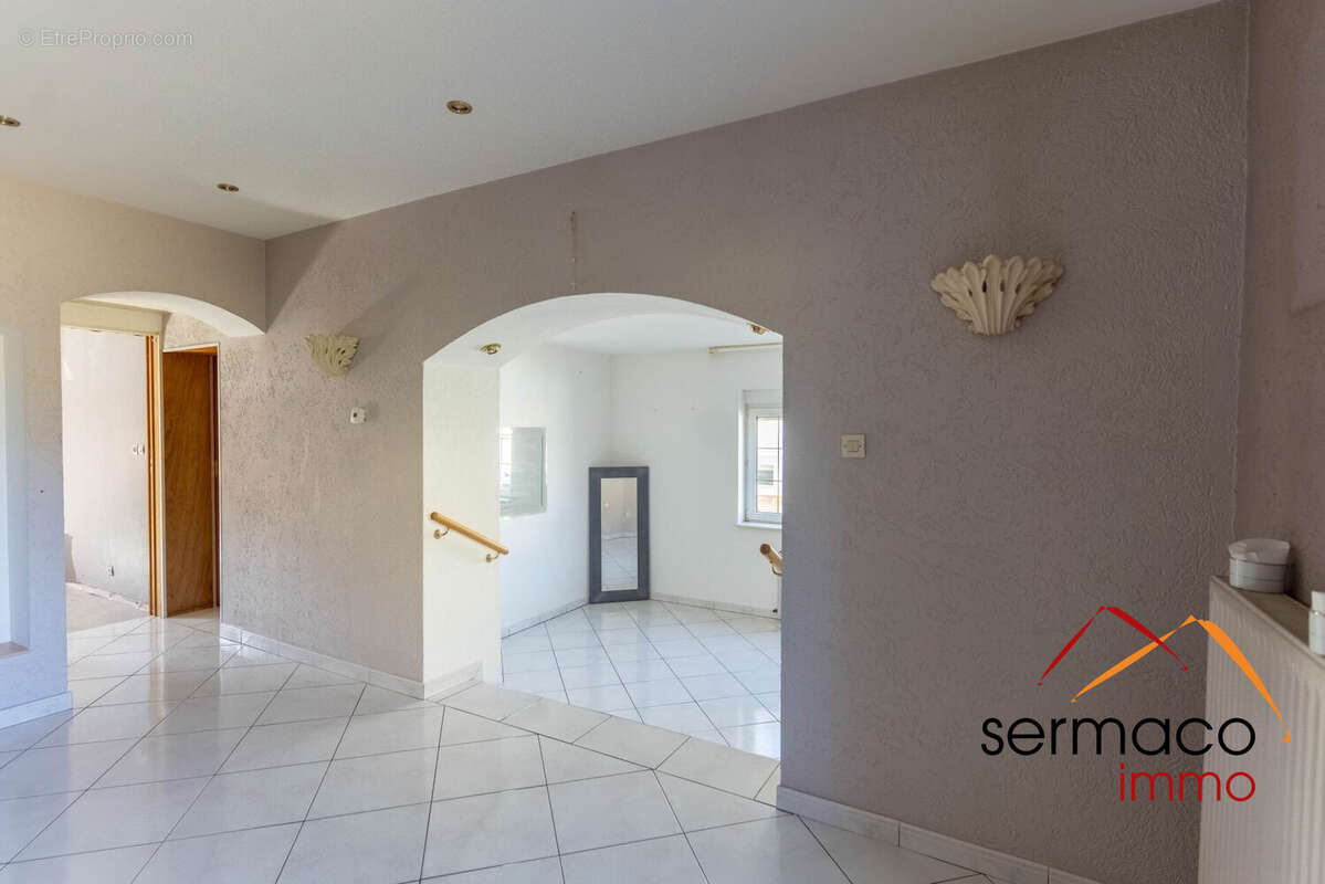 Maison 166 m² à Stiring-Wendel  - photo 6