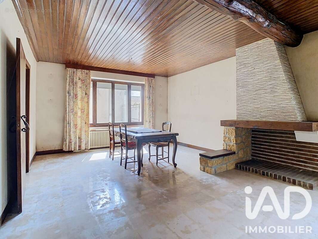 Maison 190 m² à Faux-Fresnay  - photo 9