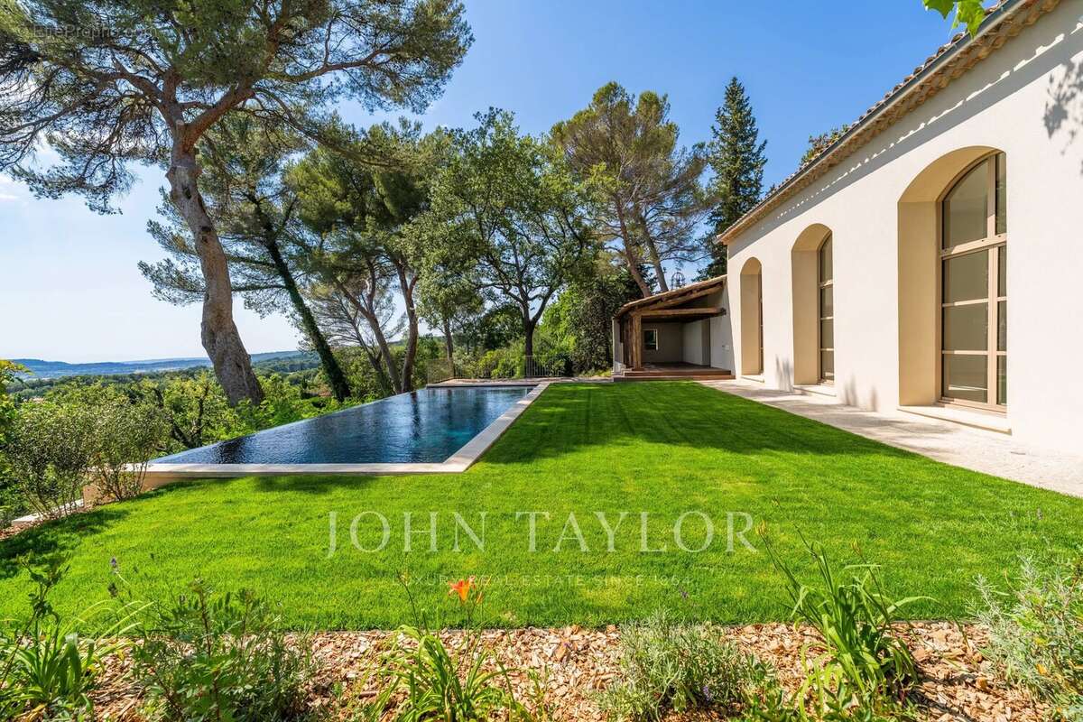 Maison à AIX-EN-PROVENCE