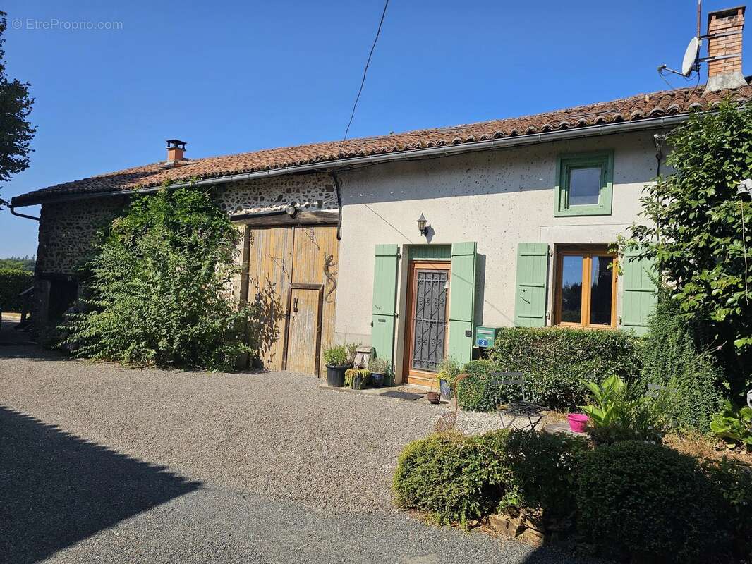 Une maison de campagne pleine de charme avec un gîte d'hôtes - photo 23