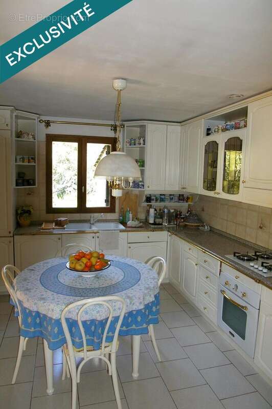 Photo 8 - Maison à SAINT-MAXIMIN-LA-SAINTE-BAUME