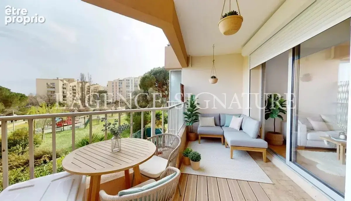 Appartement à LE CANNET