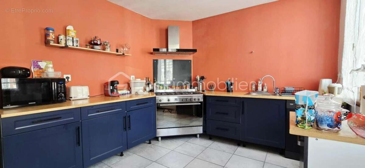 A vendre, Ailly-sur-Noye, belle maison composée de 3 grandes chambres, porche d'entrée et jardin - photo 7