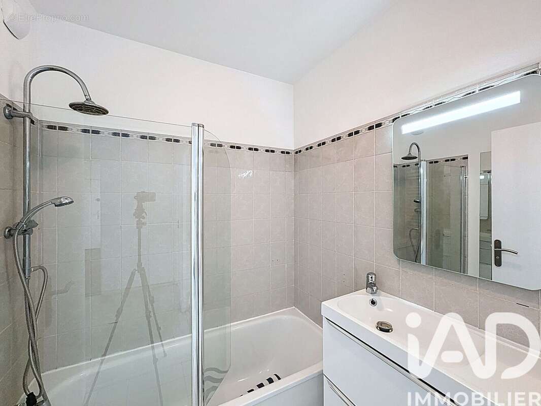 Photo 5 - Appartement à LIVRY-GARGAN