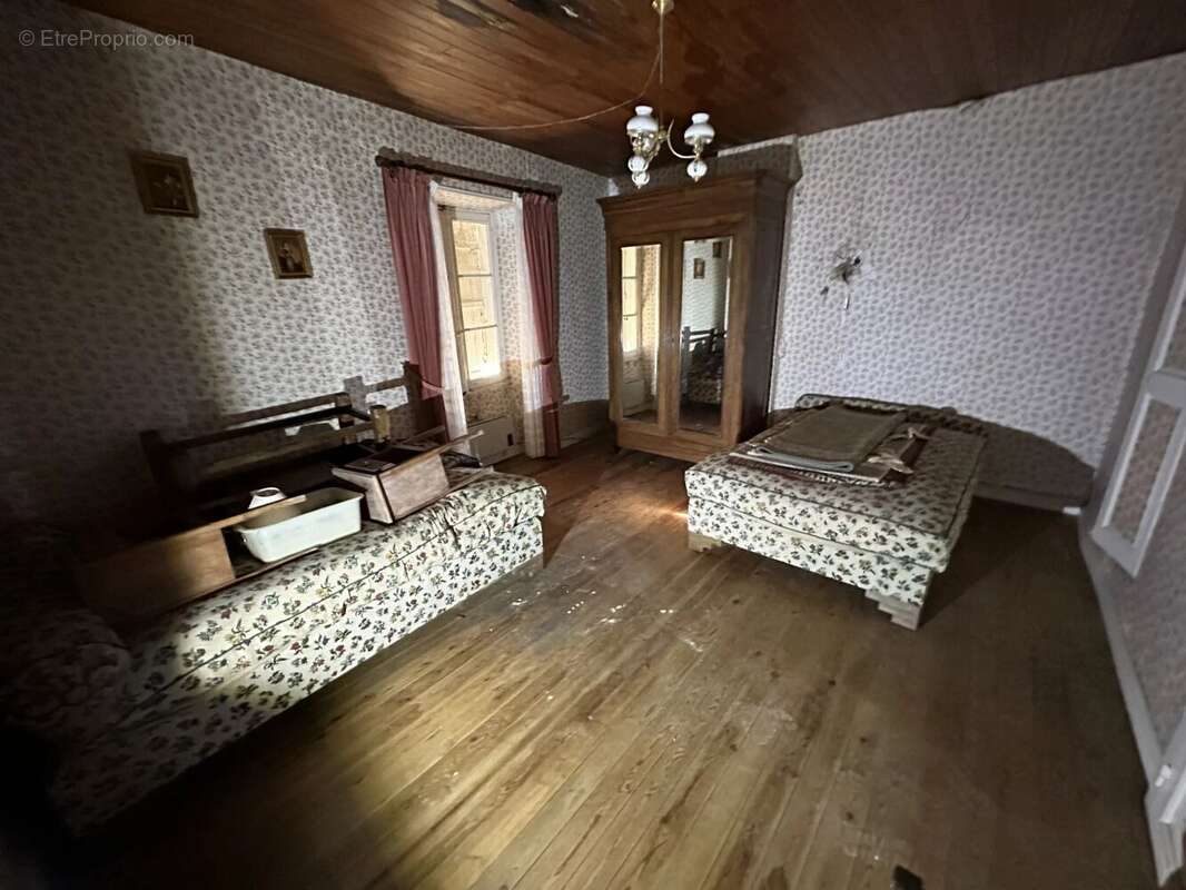 Maison à SAINTE-VERGE