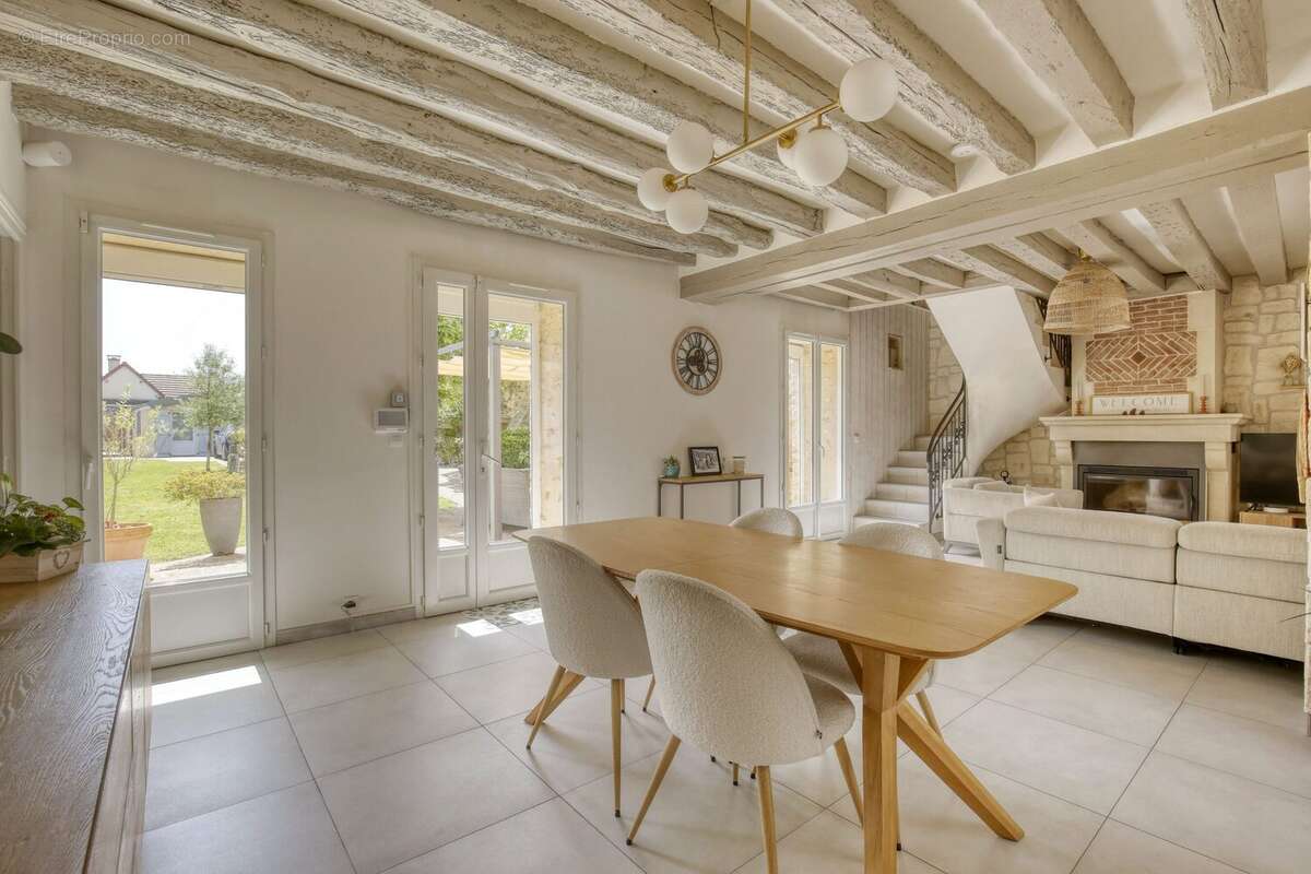 Maison à VIGNY