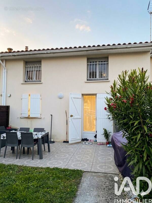 Photo 1 - Maison à PAREMPUYRE