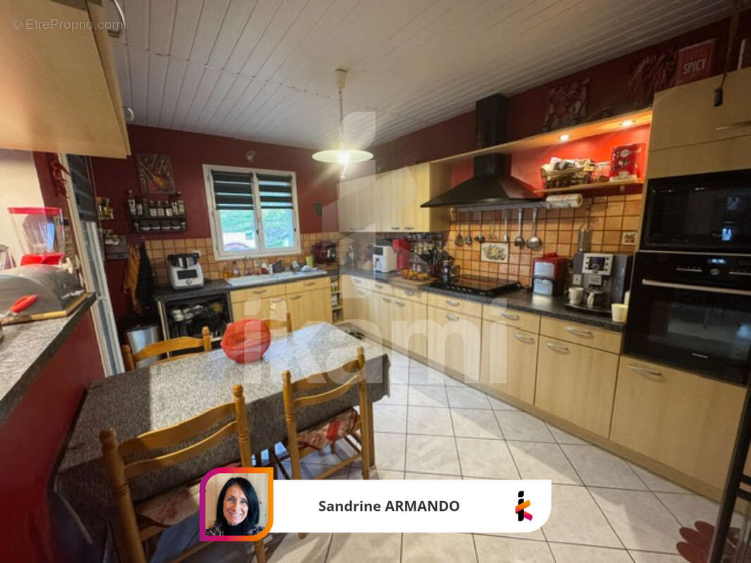 Maison à REVEL-TOURDAN