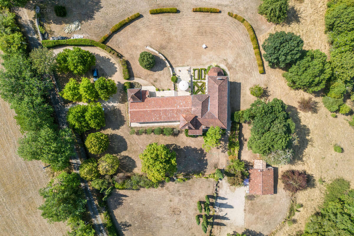 Maison de campagne avec annexe et piscine - photo 12