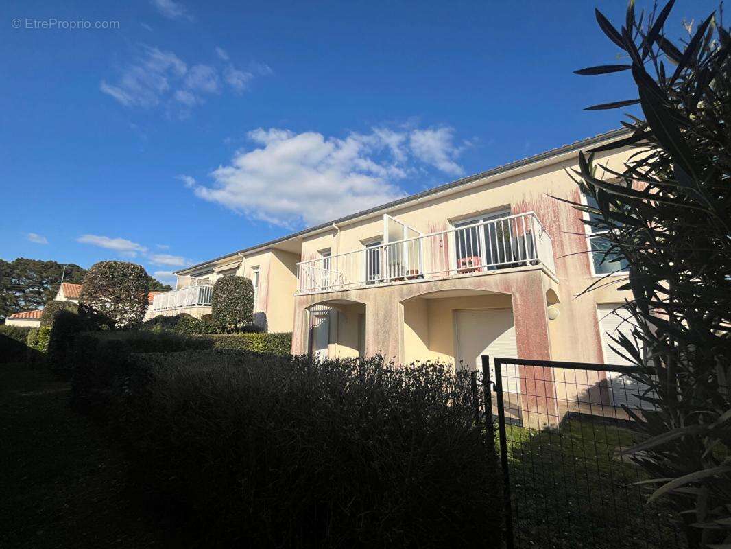 Appartement à PREFAILLES