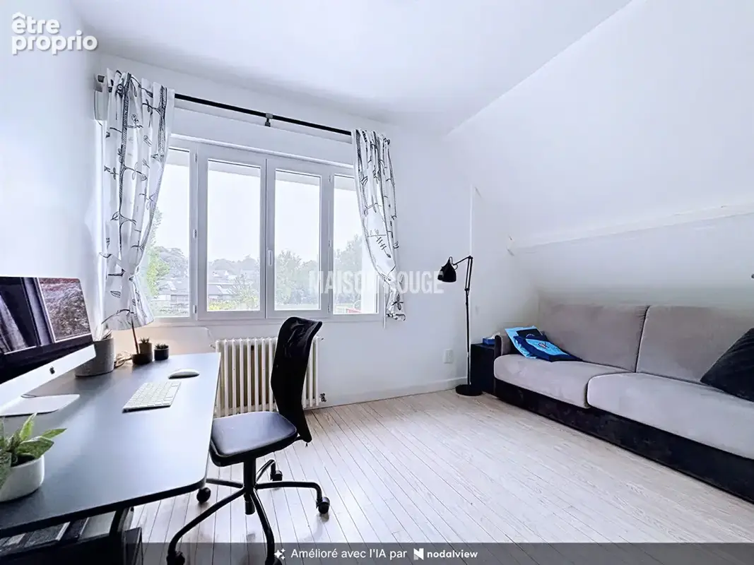 PAIMPOL CENTRE - Maison lumineuse avec jardin clos, 4 chambres et garage ! - photo 11