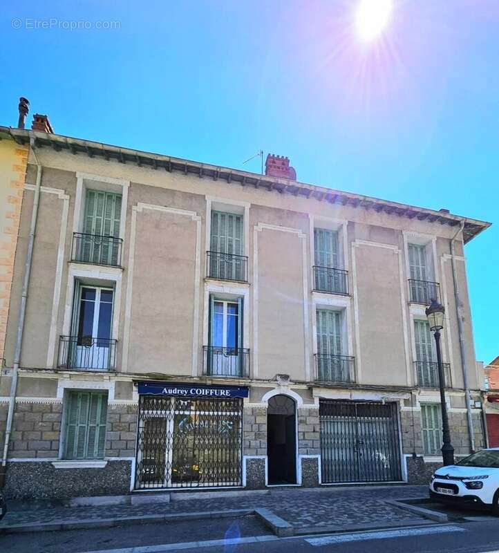 Appartement à ROQUEBILLIERE