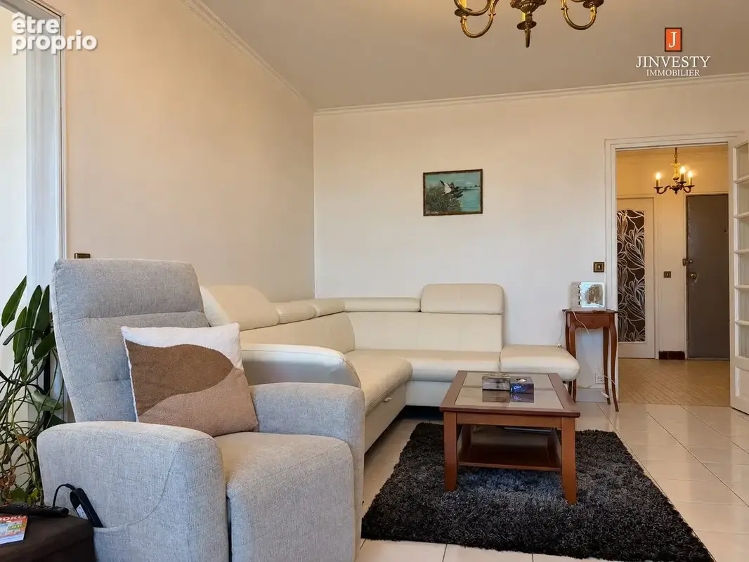 Appartement 5 pièces 91 m² à vendre à Lorient (56100) - photo 2