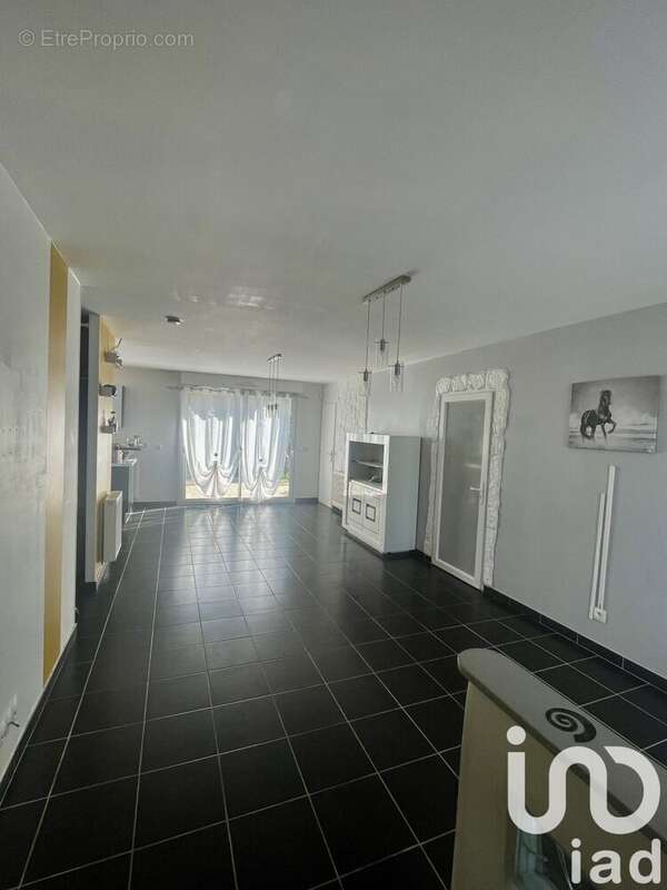 Photo 3 - Maison à CONNIGIS